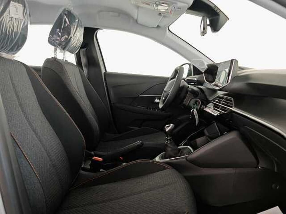 Peugeot 208 nuova a Palermo (7)