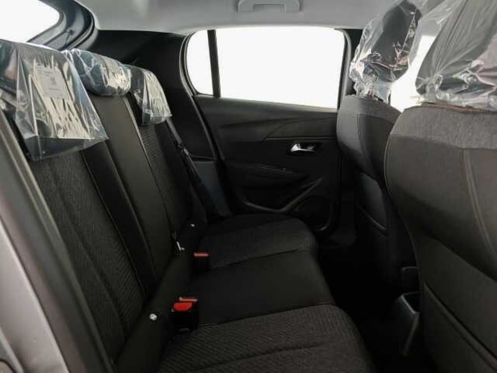 Peugeot 208 nuova a Palermo (8)