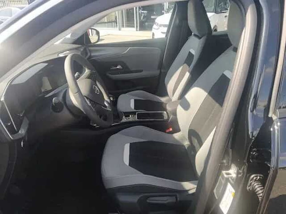 Opel Mokka nuova a Milano (8)