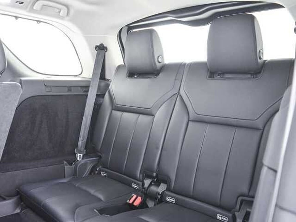 Land Rover Discovery usata a Viterbo (16)