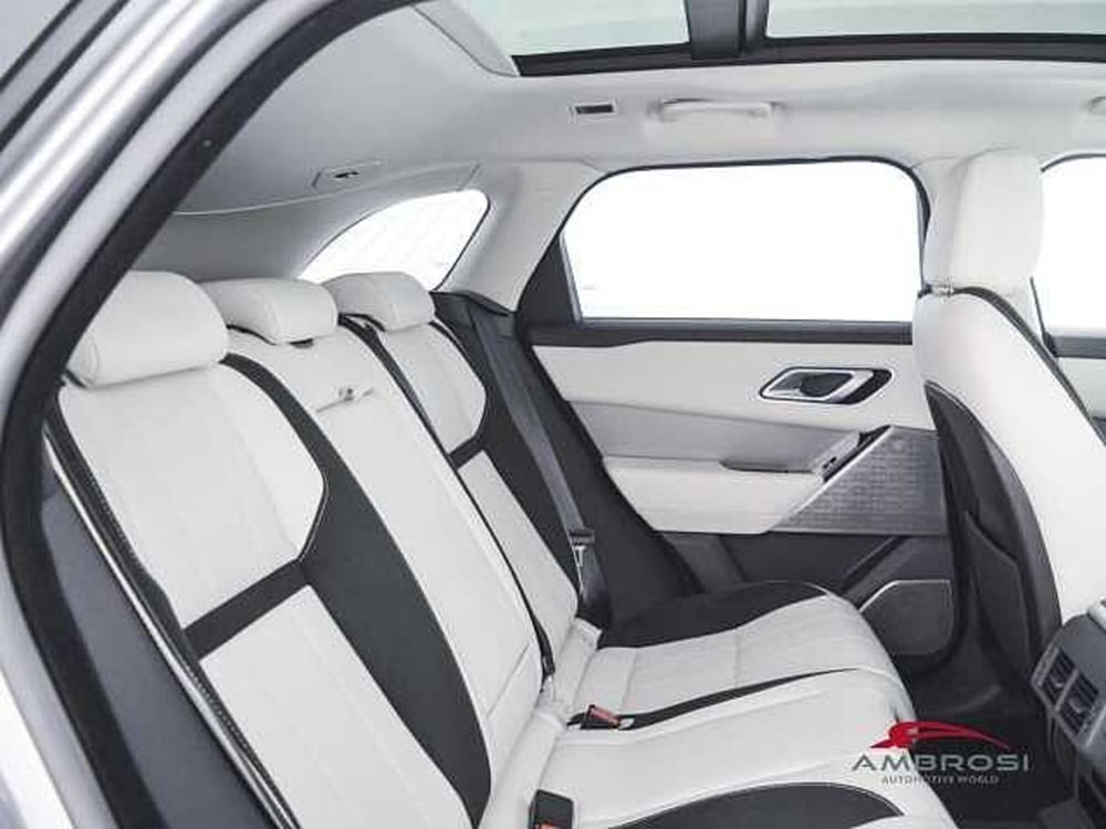 Land Rover Range Rover Velar usata a Viterbo (11)