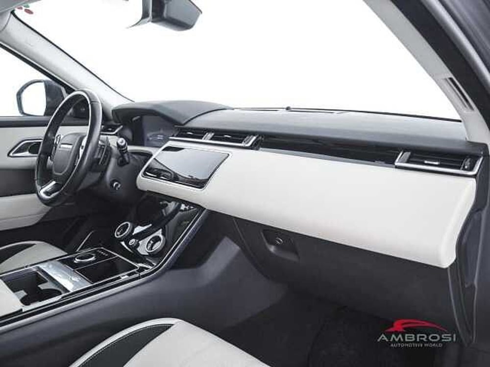 Land Rover Range Rover Velar usata a Viterbo (12)