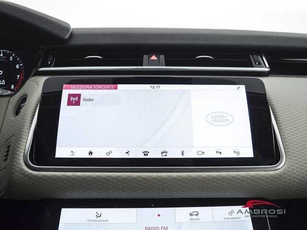 Land Rover Range Rover Velar usata a Viterbo (15)