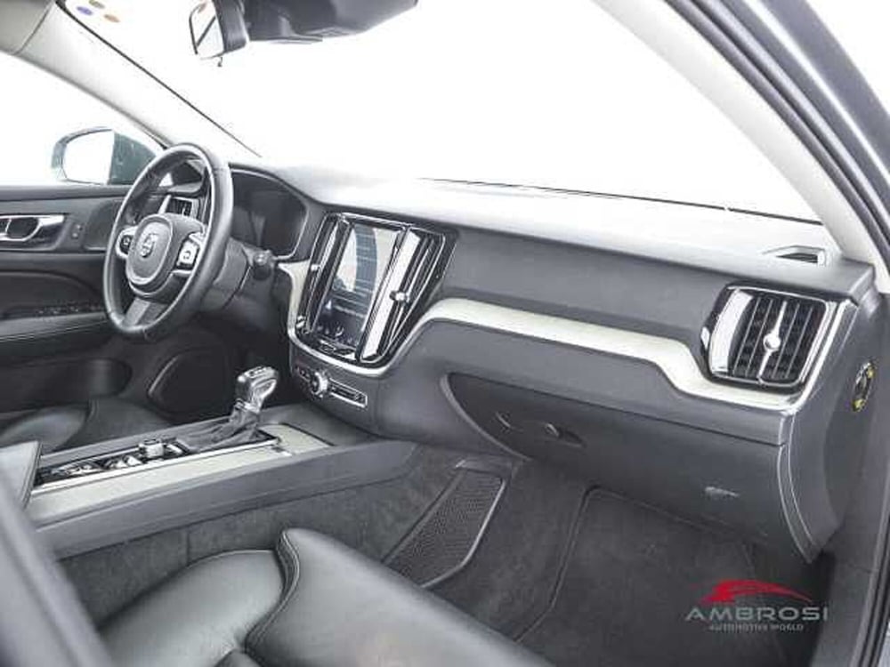 Volvo V60 Cross Country usata a Viterbo (12)