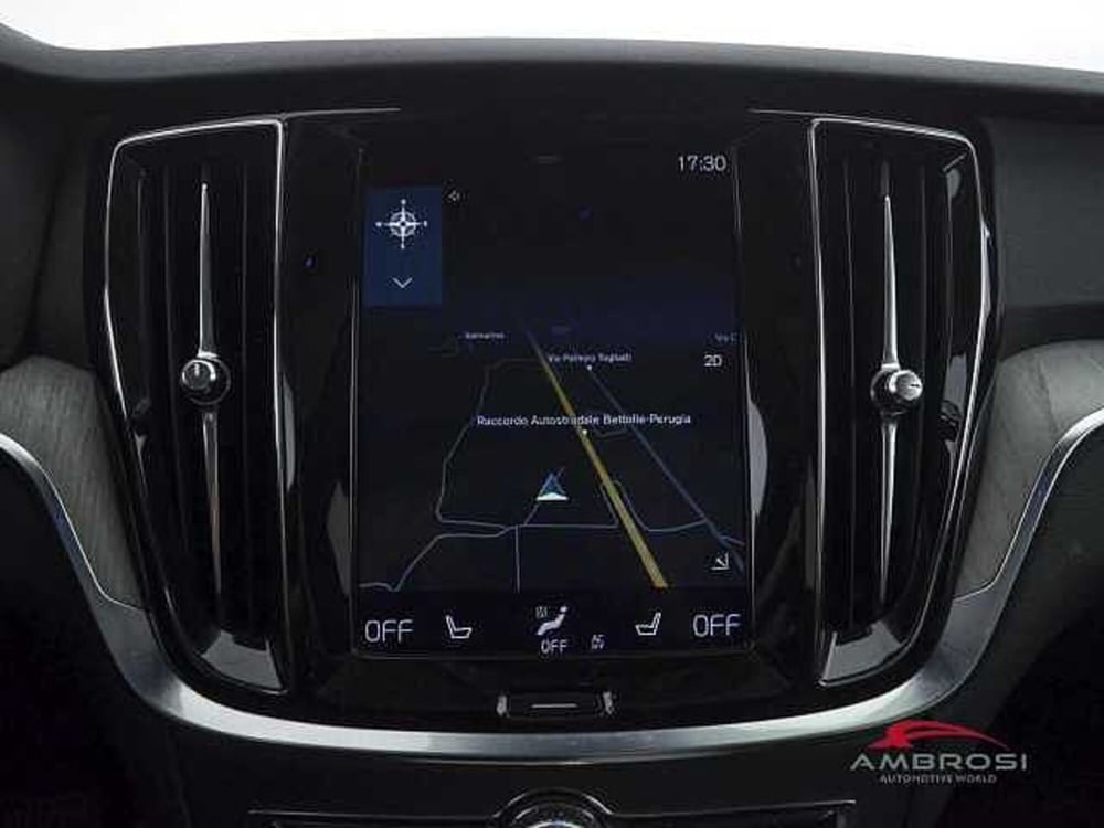 Volvo V60 Cross Country usata a Viterbo (16)