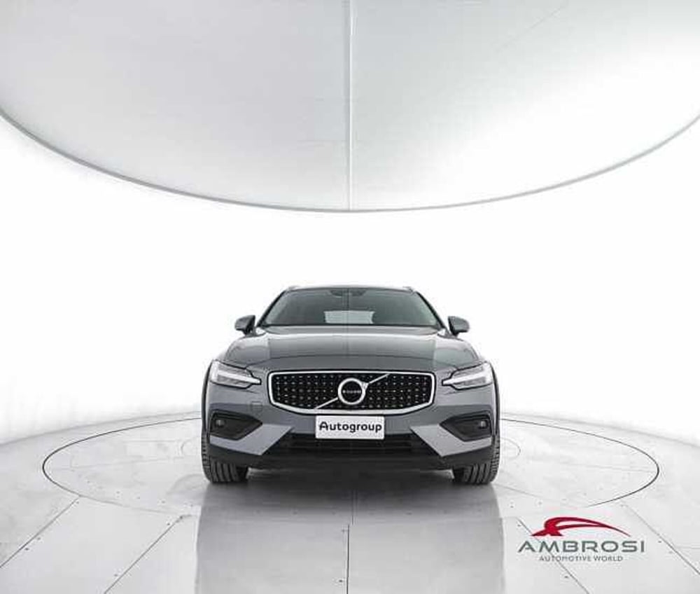 Volvo V60 Cross Country usata a Viterbo (5)