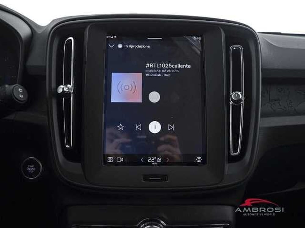 Volvo XC40 nuova a Viterbo (13)