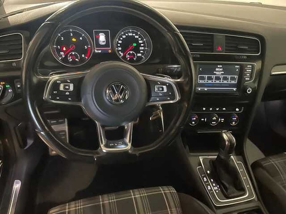 Volkswagen Golf usata a Genova (11)