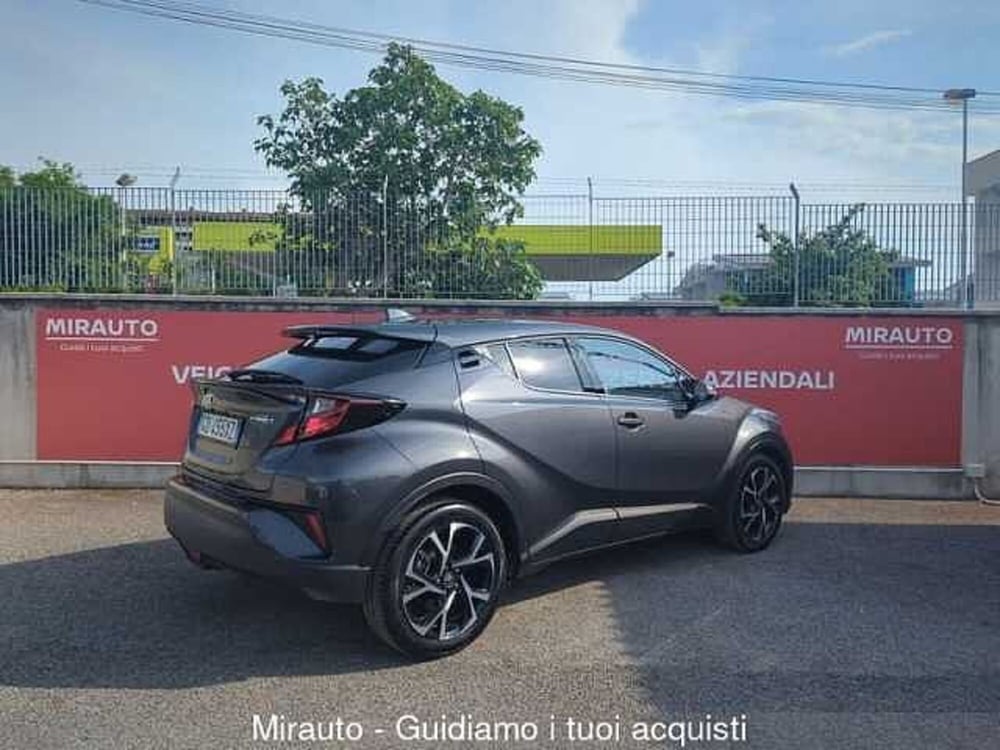 Toyota Toyota C-HR usata a Roma (7)