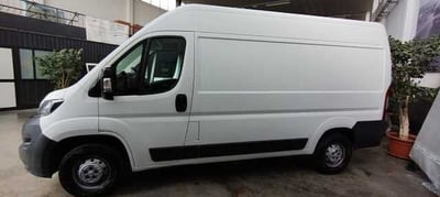 Peugeot Boxer Furgone 335 2.0 BlueHDi 160CV PM-TM Furgone del 2017 usata a Viterbo