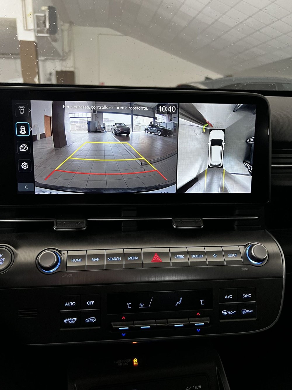 Hyundai Kona usata a Vercelli (13)