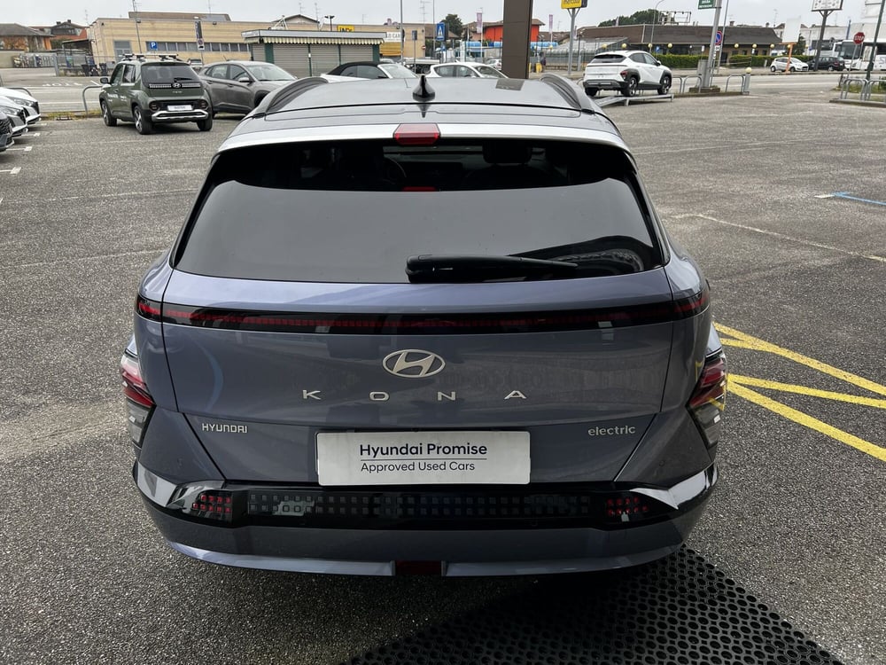 Hyundai Kona usata a Vercelli (4)