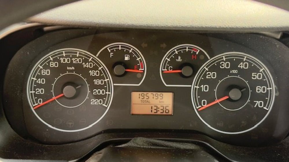 Fiat Punto usata a Como (11)