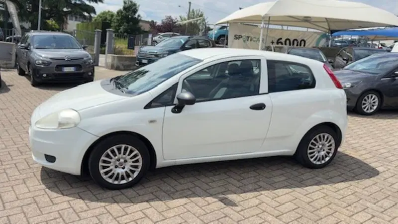 Fiat Punto usata a Como (2)