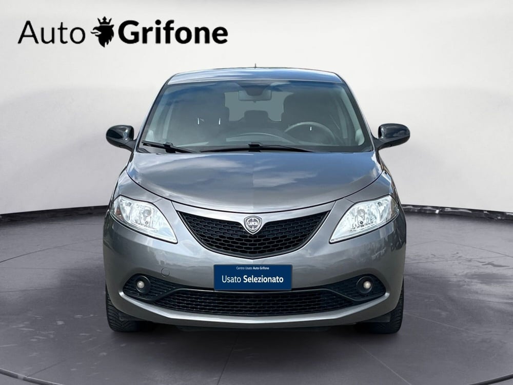 Lancia Ypsilon usata a Modena (2)