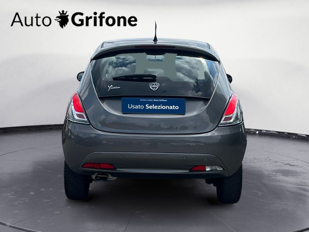 Lancia Ypsilon usata a Modena (4)