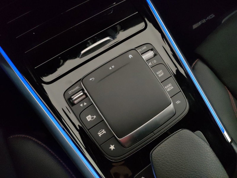 Mercedes-Benz GLA SUV usata a Roma (15)