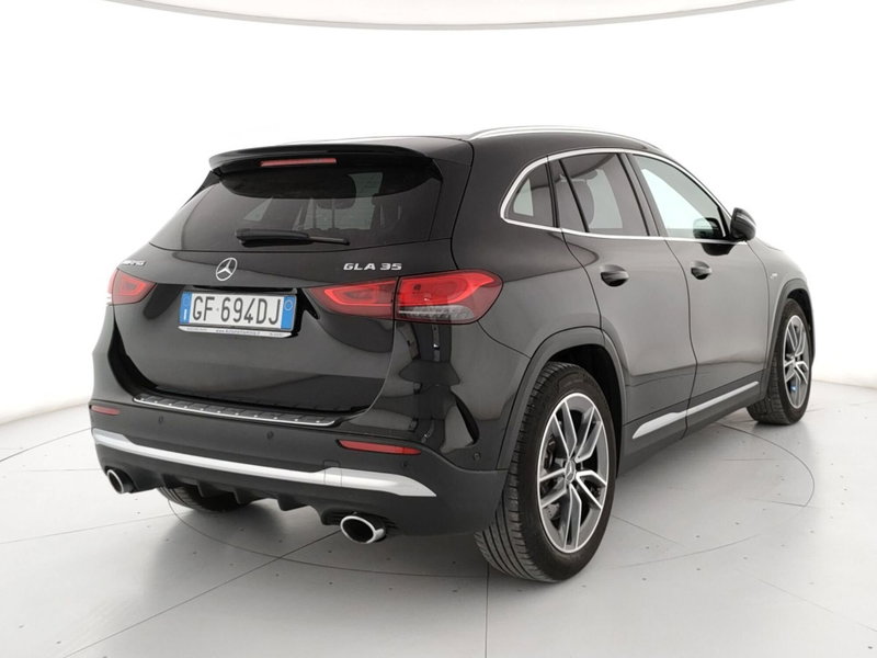 Mercedes-Benz GLA SUV usata a Roma (2)
