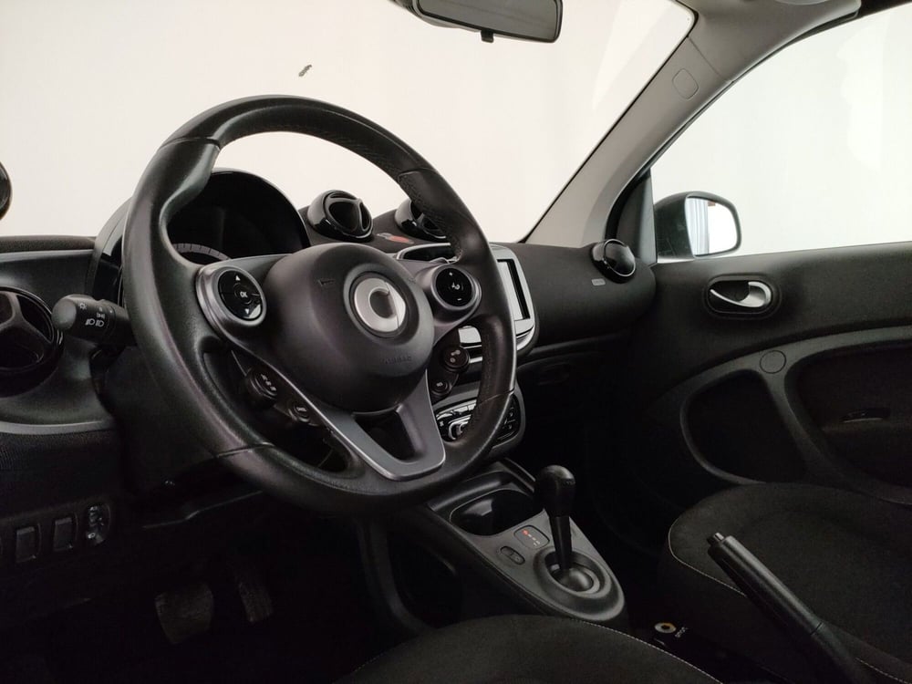 smart Fortwo Cabrio usata a Roma (9)