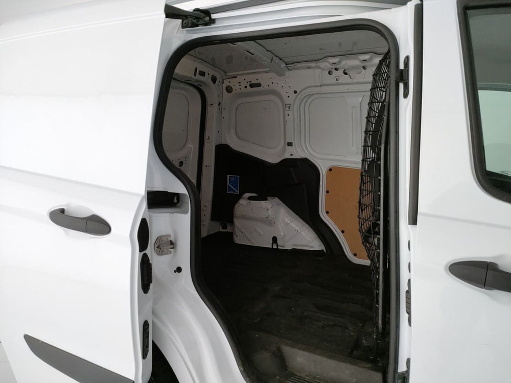 Ford Transit Courier usata a Roma (8)