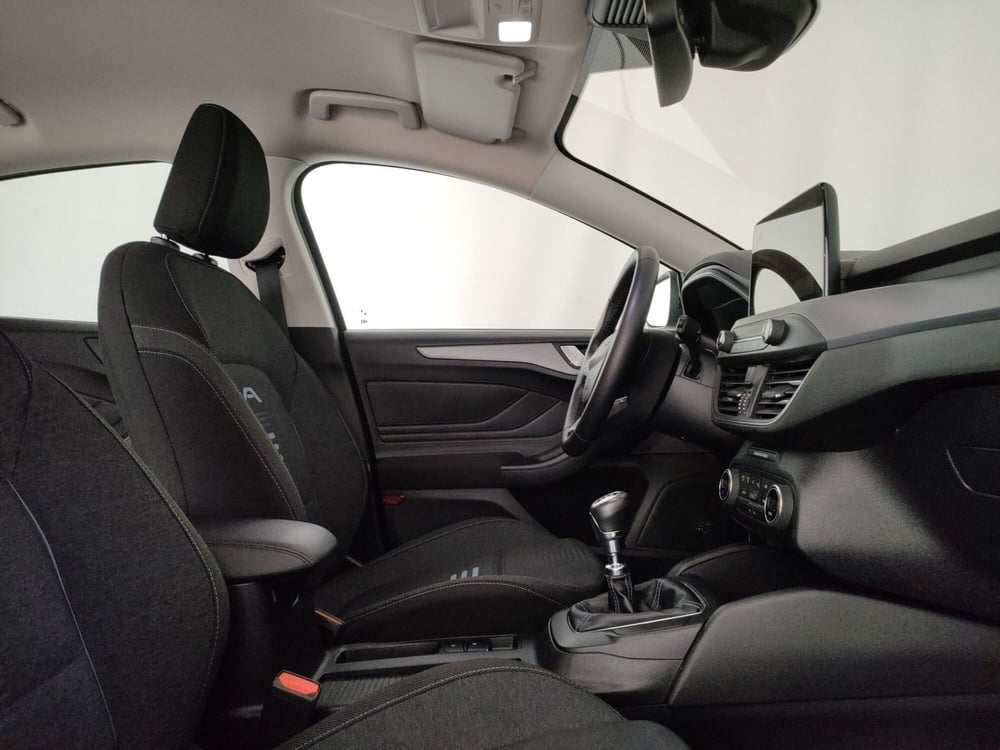 Ford Focus Station Wagon usata a Roma (6)