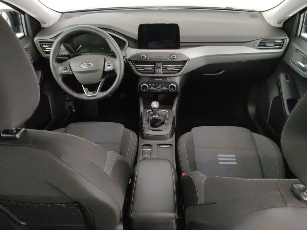 Ford Focus Station Wagon usata a Roma (9)