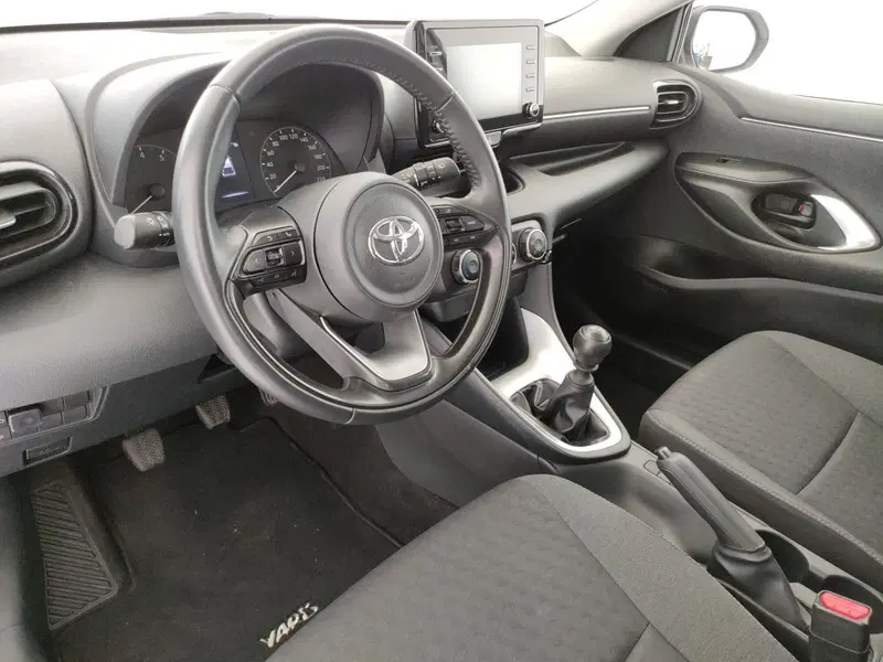 Toyota Yaris usata a Caserta (8)