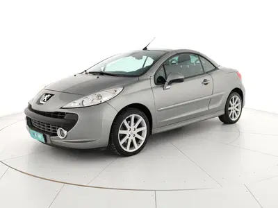 Peugeot 207 Cabrio VTi 120CV CC Roland Garros del 2008 usata a Teverola