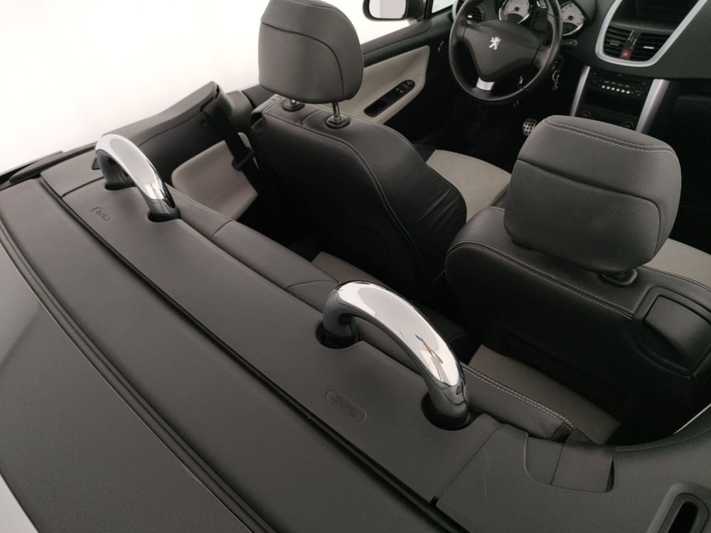 Peugeot 207 Cabrio usata a Caserta (15)