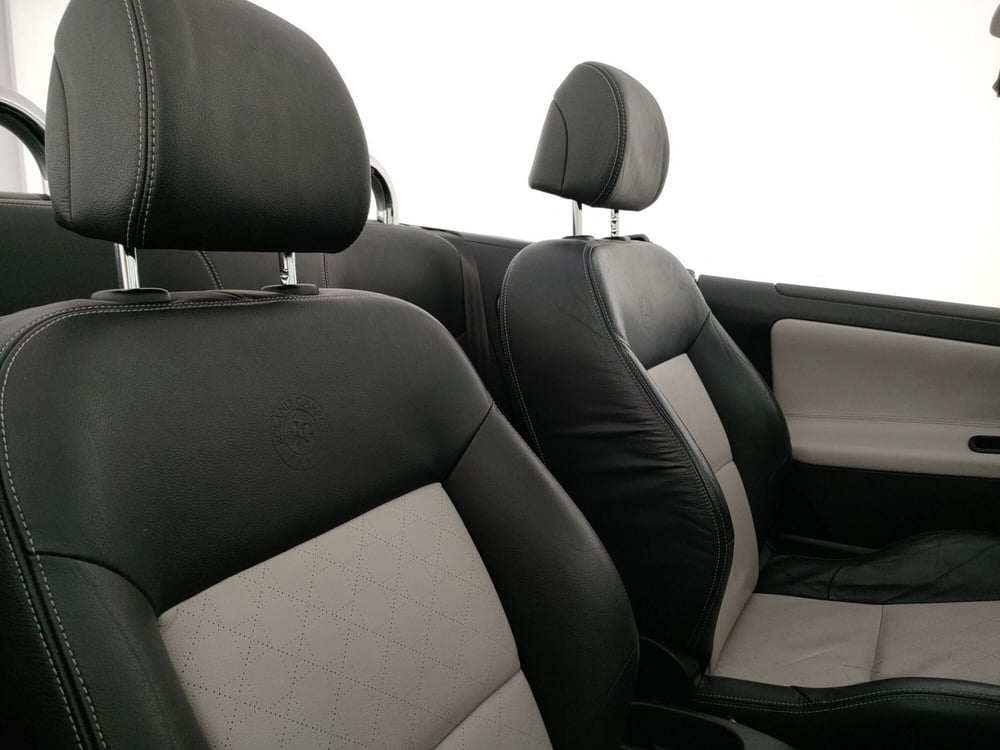 Peugeot 207 Cabrio usata a Caserta (18)