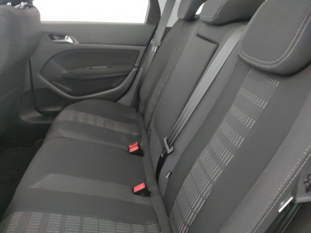 Peugeot 308 SW usata a Caserta (17)