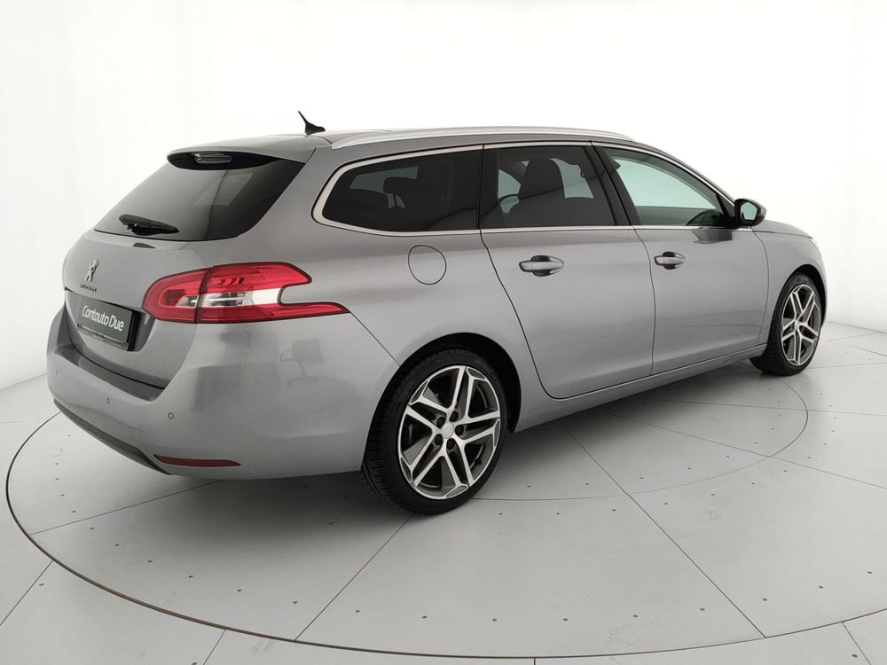 Peugeot 308 SW usata a Caserta (5)