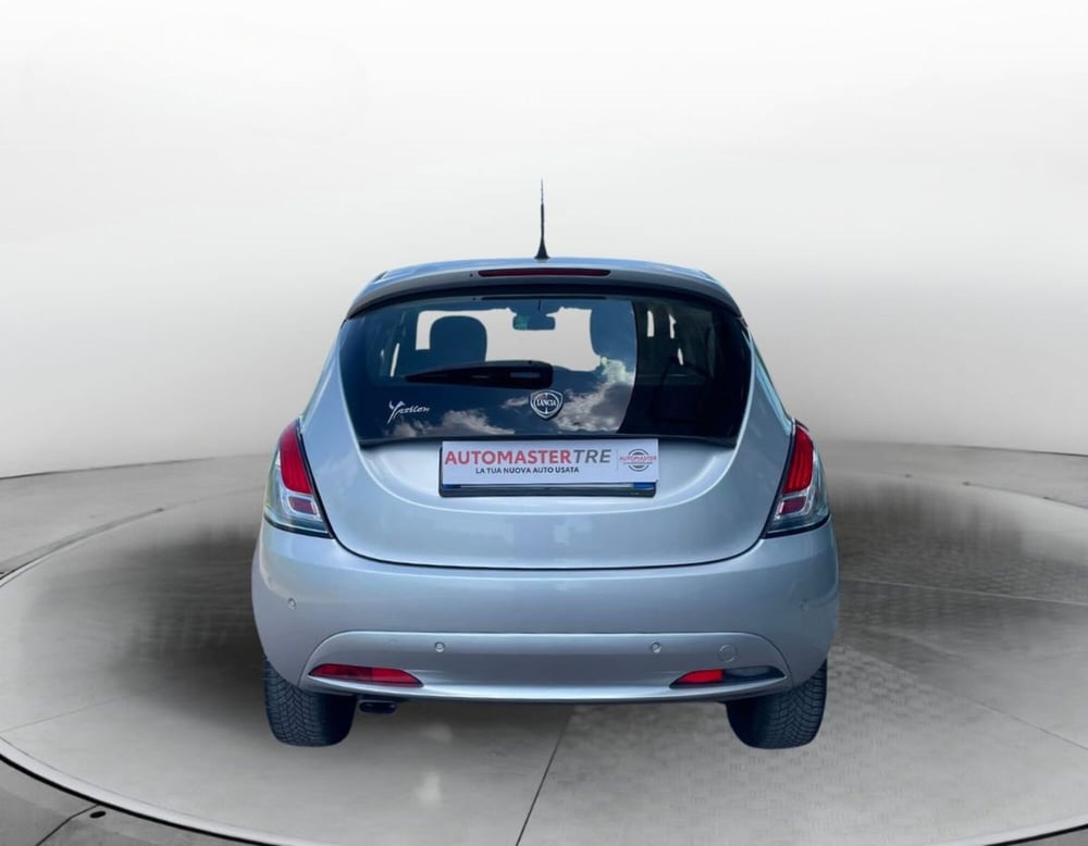 Lancia Ypsilon usata a Rovigo (2)