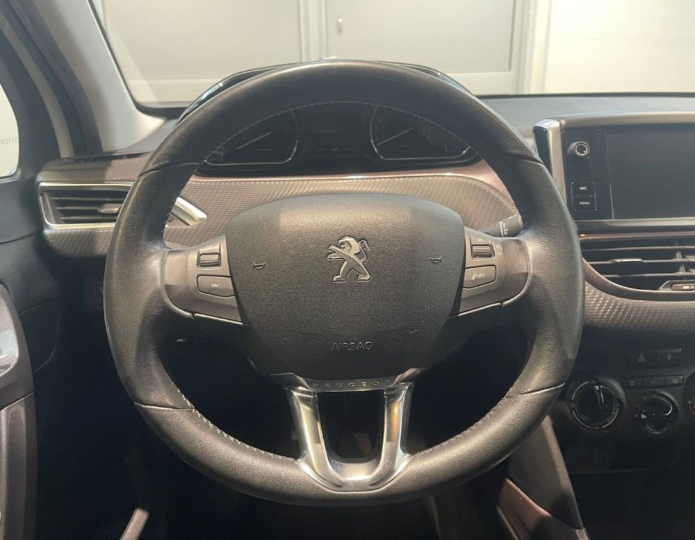 Peugeot 2008 usata a Ferrara (8)
