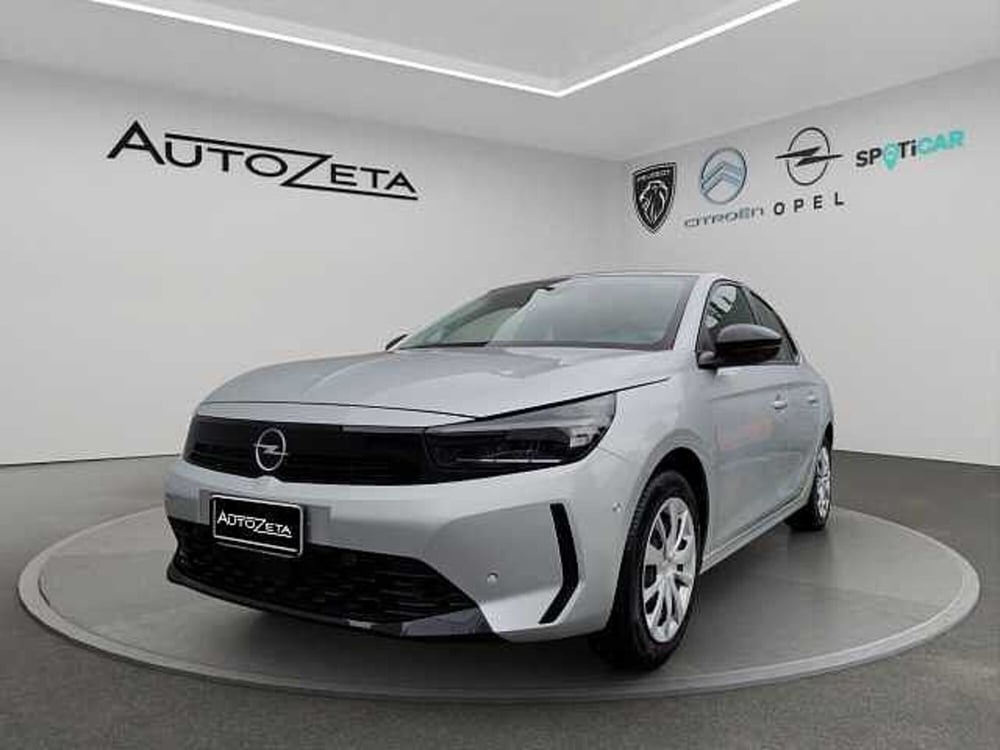 Opel Corsa nuova a Vibo Valentia