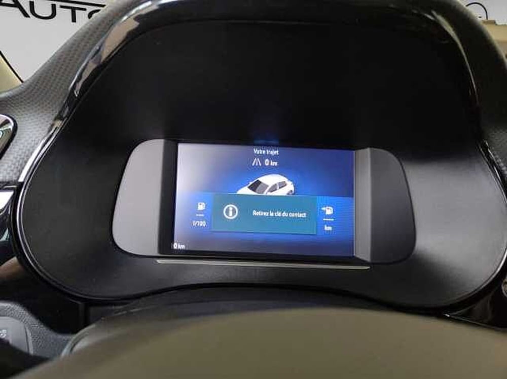 Opel Corsa nuova a Vibo Valentia (12)