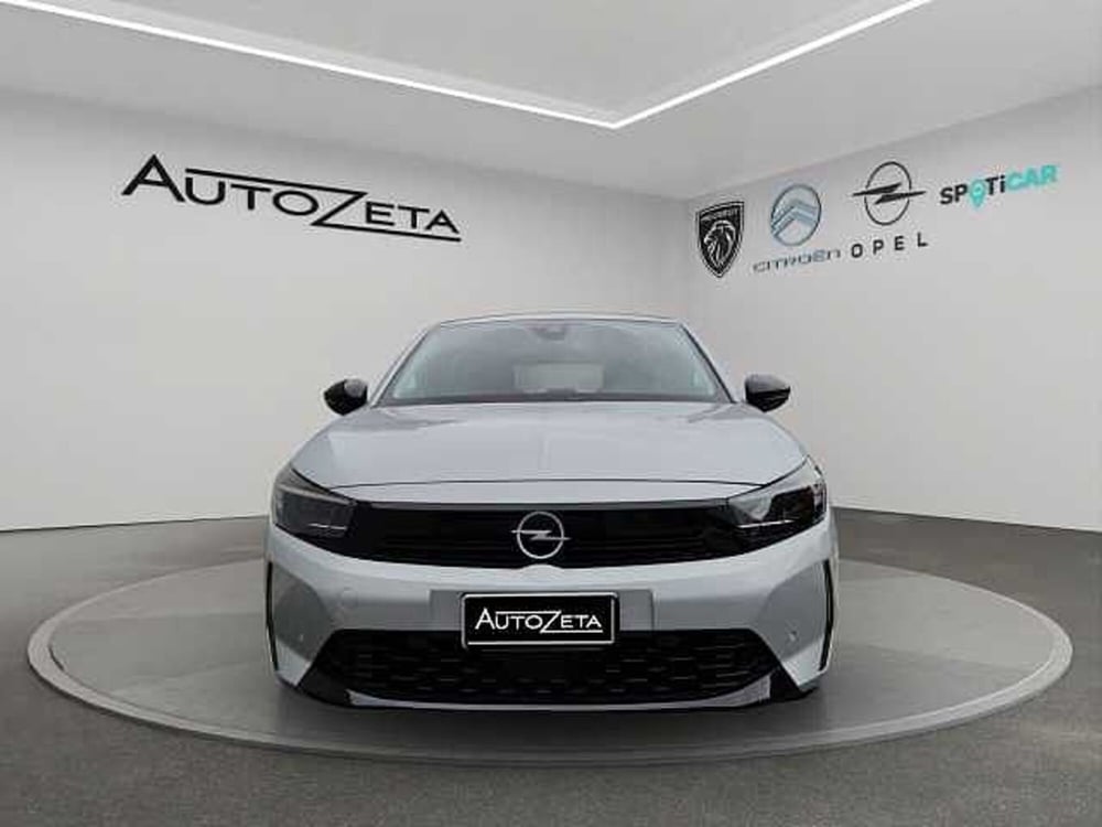 Opel Corsa nuova a Vibo Valentia (2)