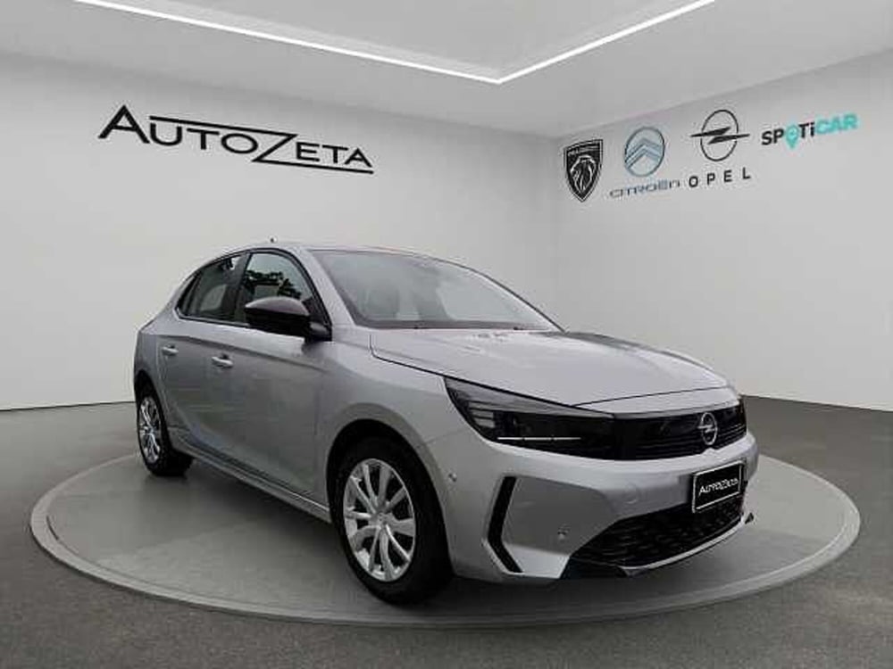 Opel Corsa nuova a Vibo Valentia (3)