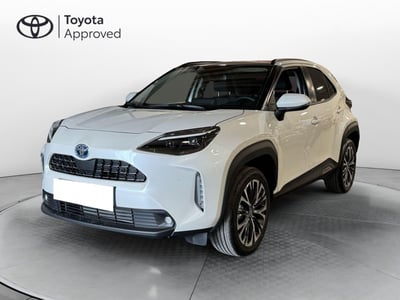 Toyota Yaris Cross 1.5 Hybrid 5p. E-CVT AWD-i Lounge del 2023 usata a Brescia