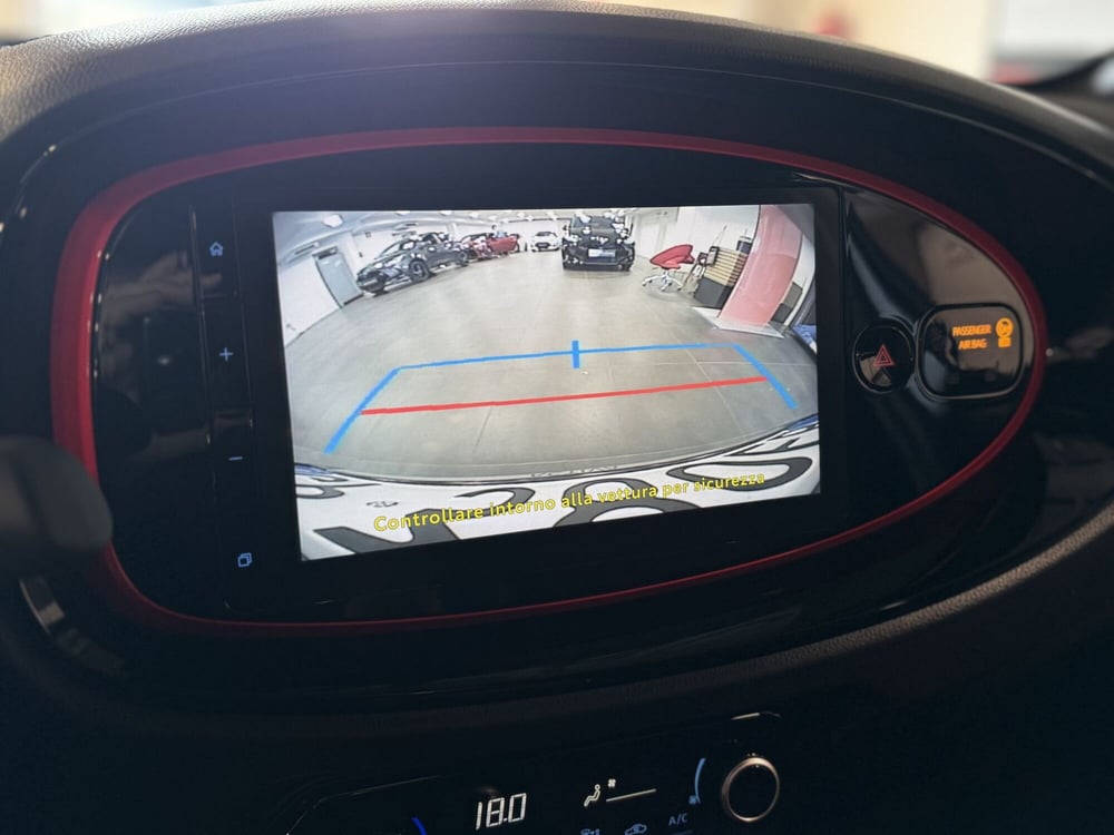 Toyota Aygo X usata a Brescia (12)
