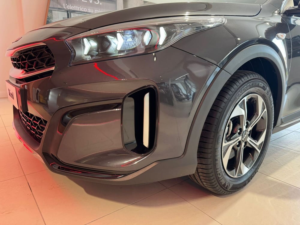 Kia XCeed nuova a Napoli (14)