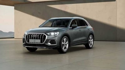 Audi Q3 35 TFSI Business Advanced del 2024 usata a Varese