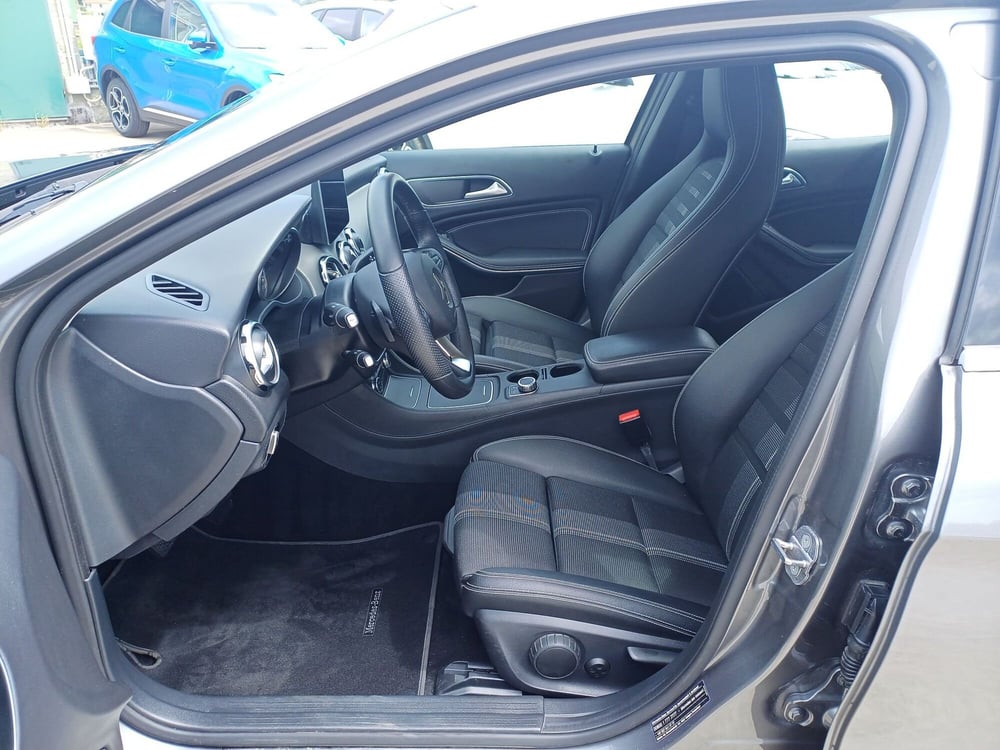 Mercedes-Benz GLA SUV usata  (6)