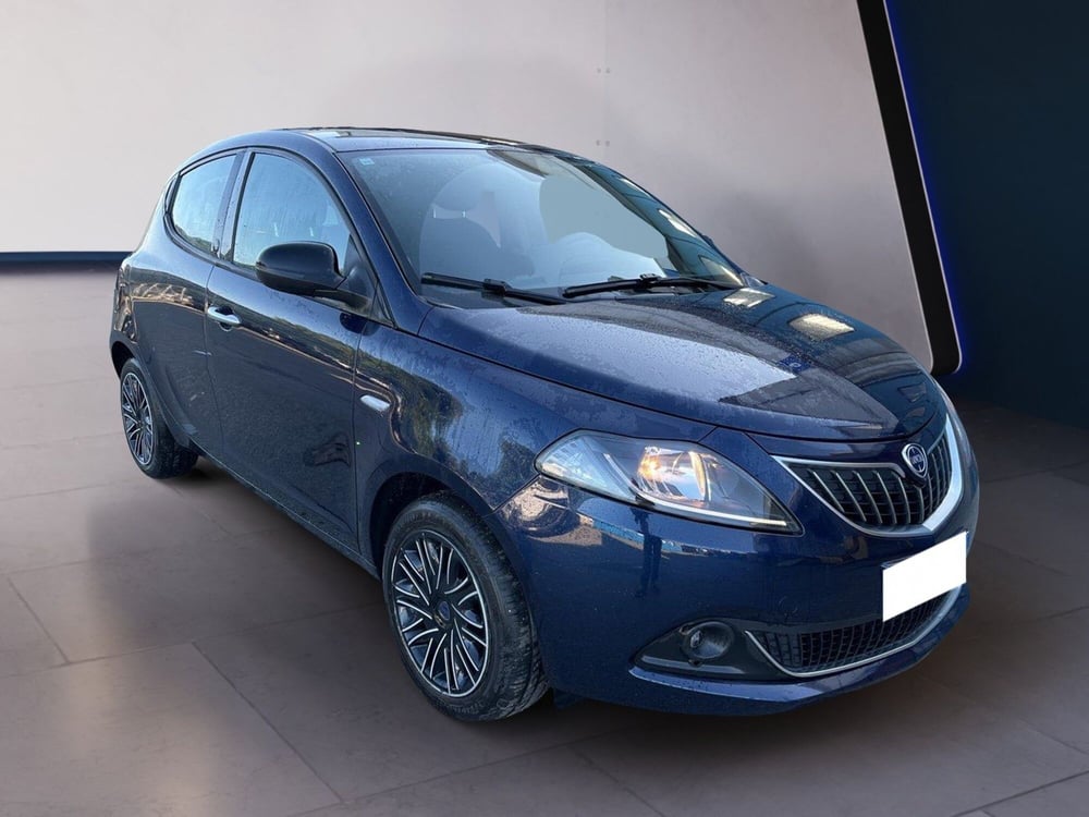Lancia Ypsilon usata a Torino (3)