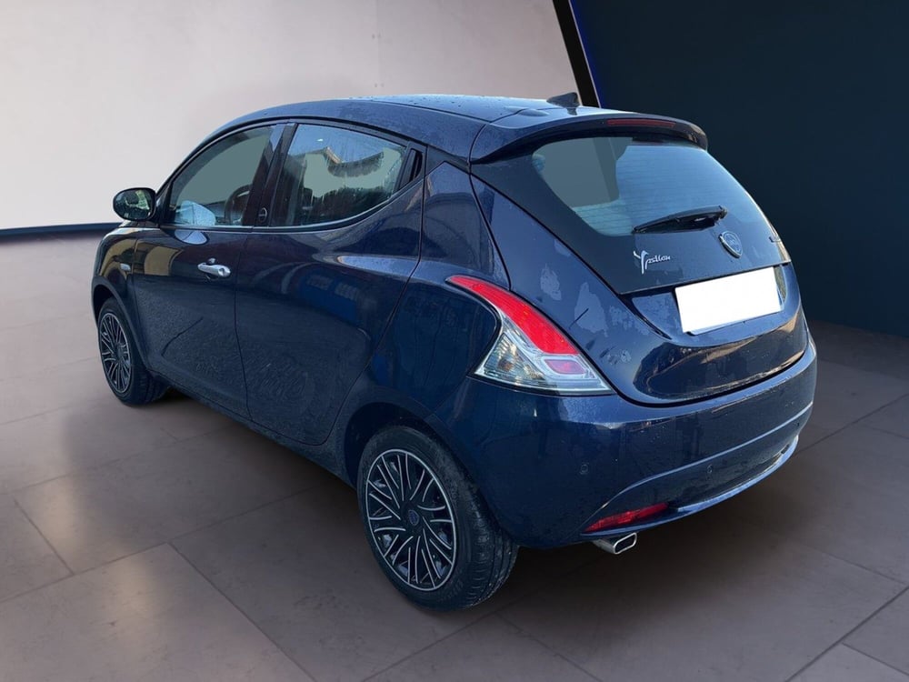 Lancia Ypsilon usata a Torino (5)