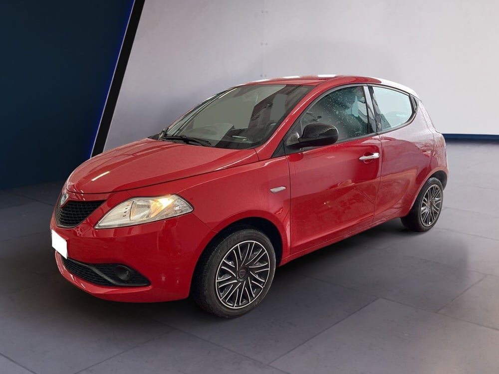 Lancia Ypsilon usata a Torino (2)