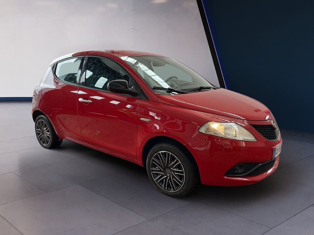 Lancia Ypsilon usata a Torino (3)