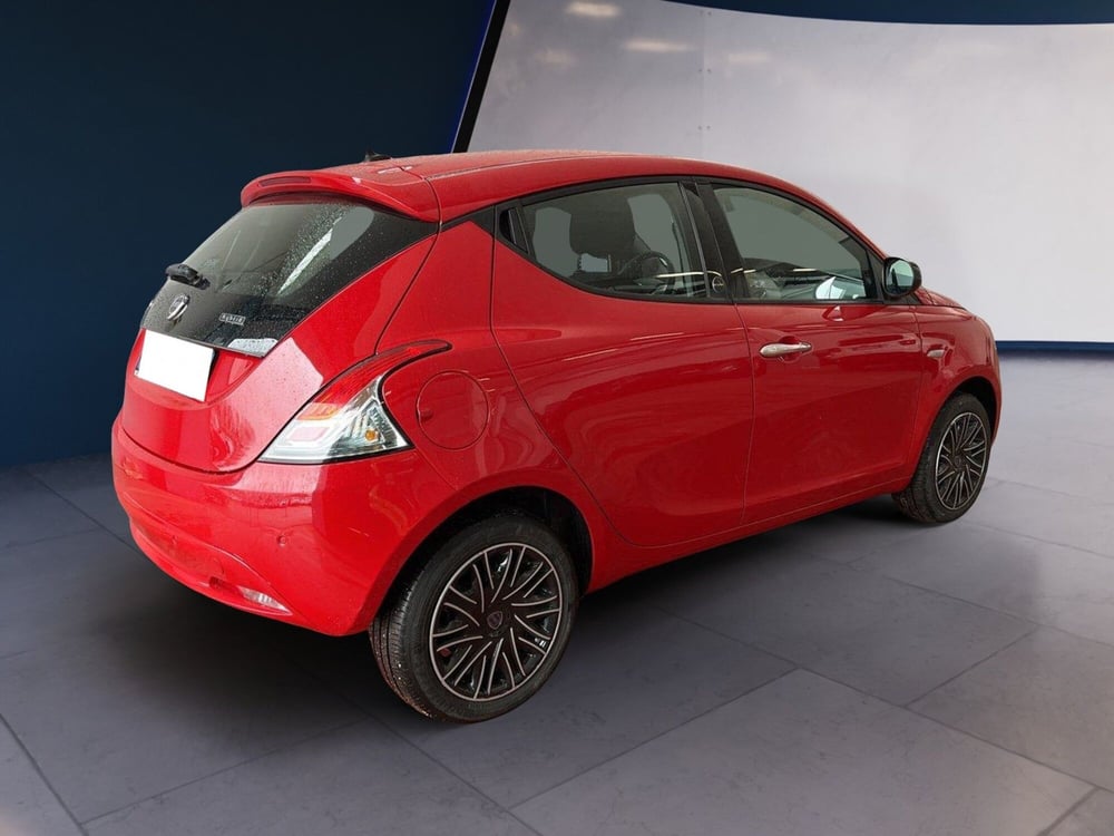 Lancia Ypsilon usata a Torino (4)