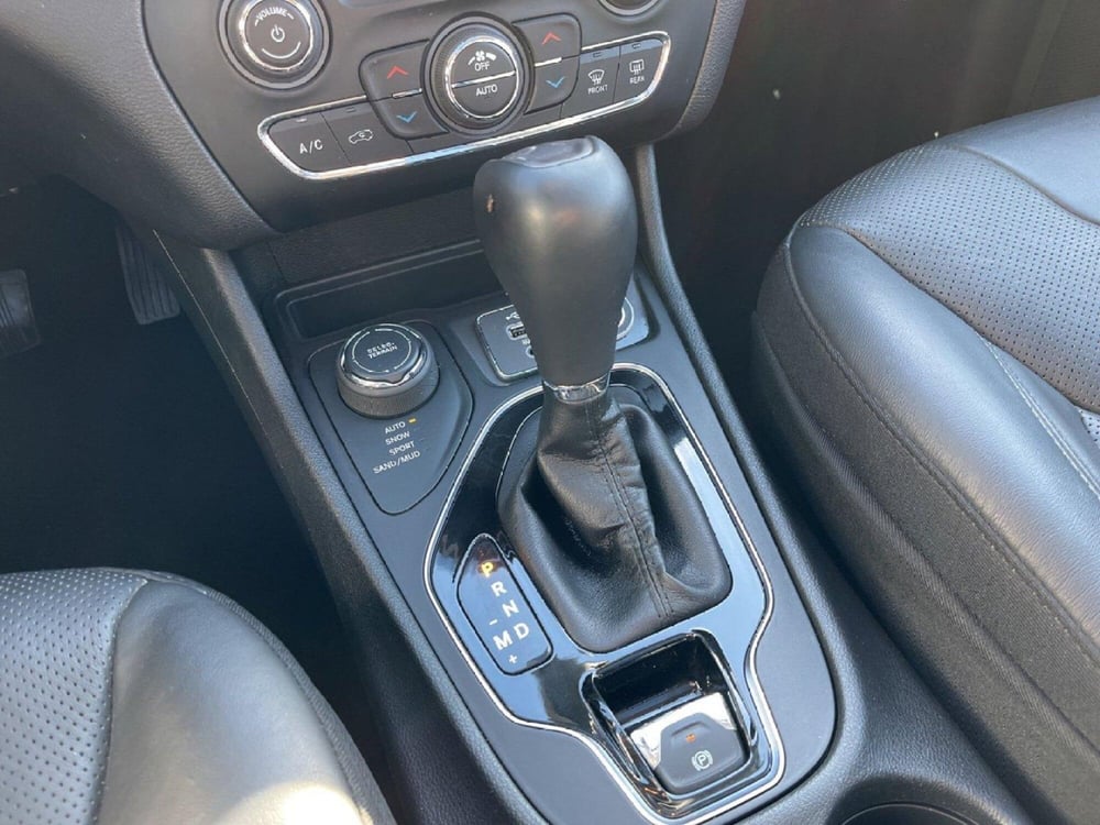 Jeep Cherokee usata a Torino (14)