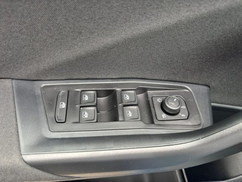 Volkswagen T-Roc nuova a Brescia (10)